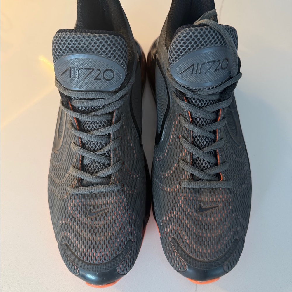 Nike AirMax 720 Orange and Black - Picture 3 of 8